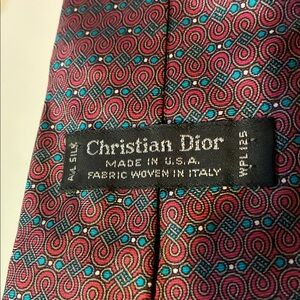 Dior Vintage Men's Silk Tie - Red and Blue Pattern
